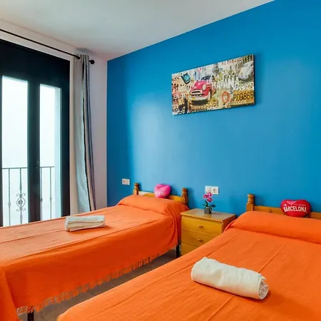 Yaco 2 * Lloret de Mar